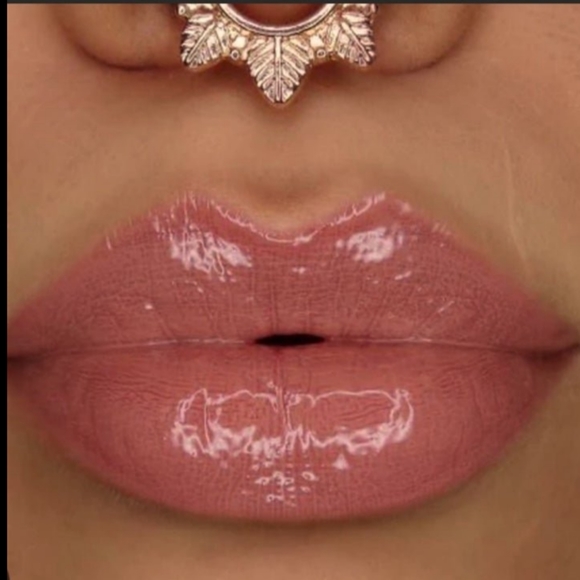 NIB🔥"I'm The Boss" Last 1 😍 The Gloss by Jeffree Star ❤️RARE Coral Shimmer 🪸 - Picture 3 of 11